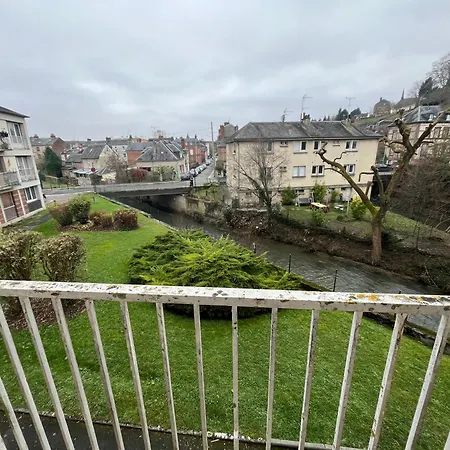 Loft Calme Sur La Riviere Avec Parking