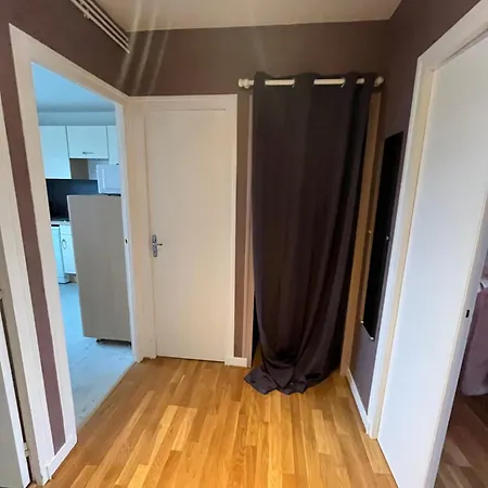Loft Calme Sur La Riviere Avec Parking *